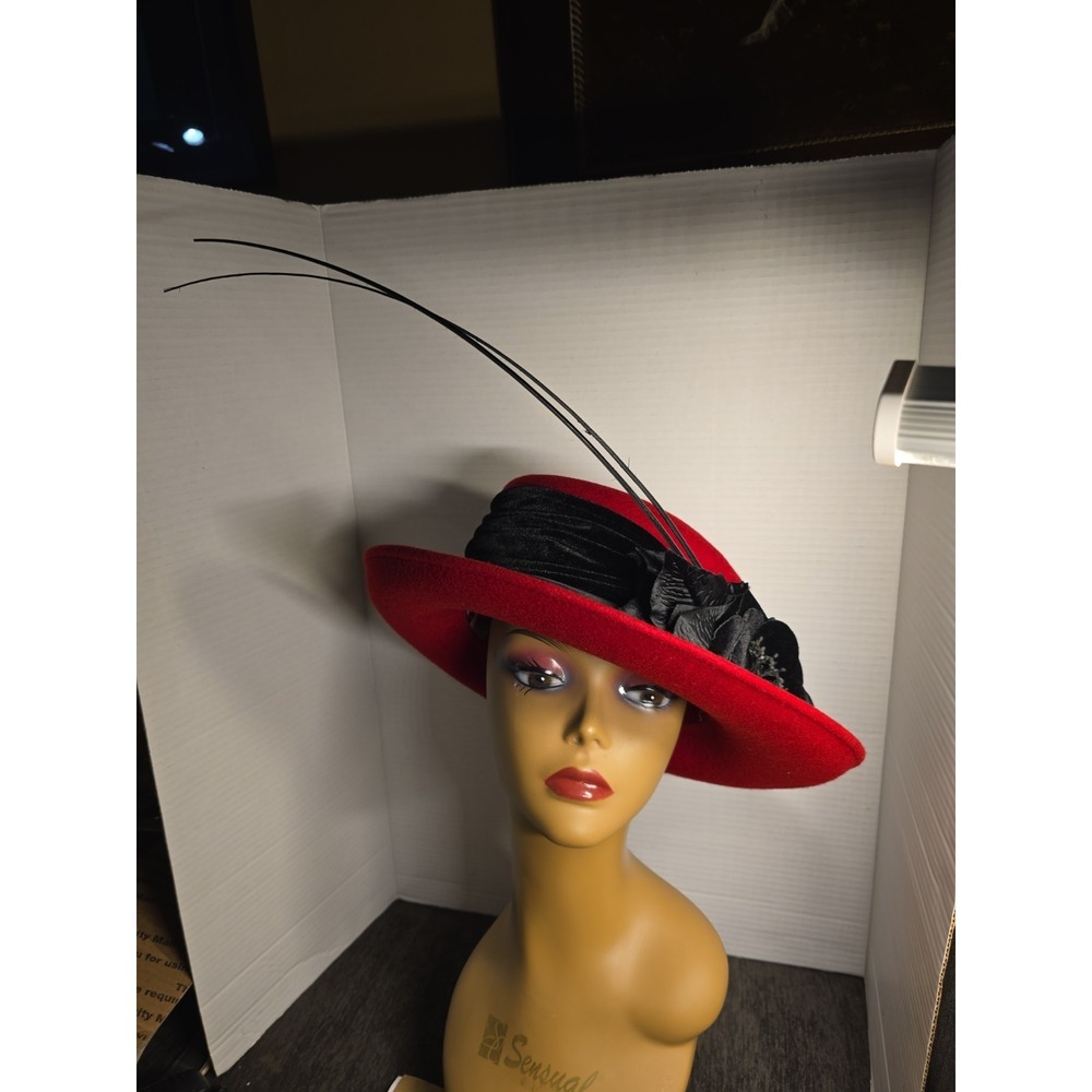 Plaza Suite New York Red Wool Felt Dress Hat Black Velvet Flower Feather Trim
